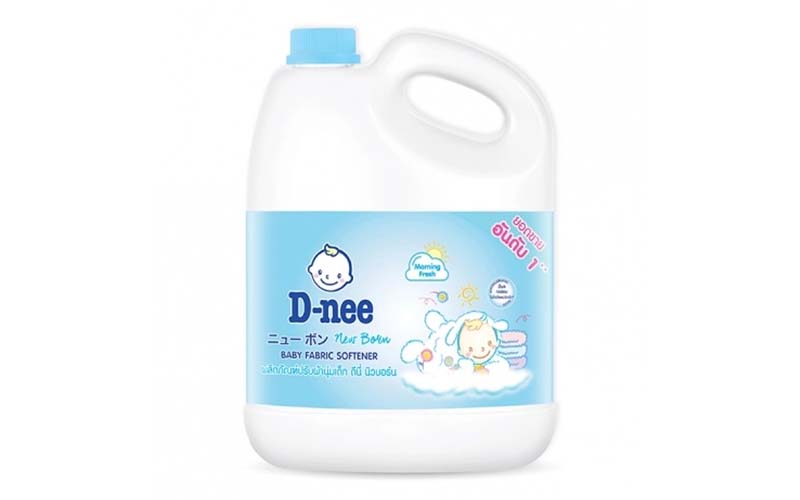 Nước xả mềm quần áo em bé D-NEE xanh 3L