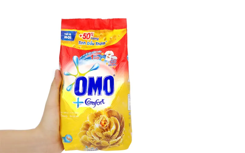 Bột giặt OMO COMFORT nồng nàn vàng 720g