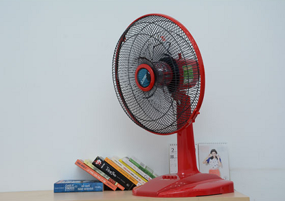Những lý do bạn nên sắm quạt điện cho gia đình