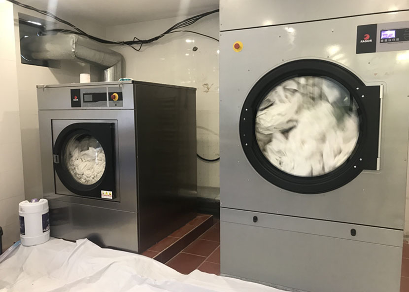 Máy giặt công nghiệp và máy giặt gia đình khác nhau như thế nào?- Siêu Thị Điện Máy Thiên Nam Hòa