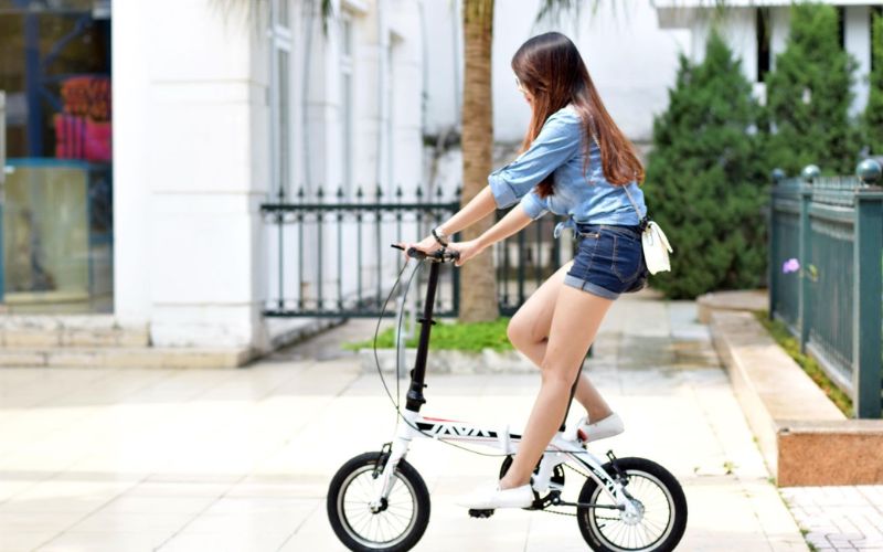 chọn xe đạp thể thao nữ
