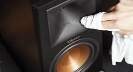Hướng dẫn vệ sinh loa tại nhà nhanh và đơn giản - Siêu Thị Điện Máy Thiên Nam Hòa