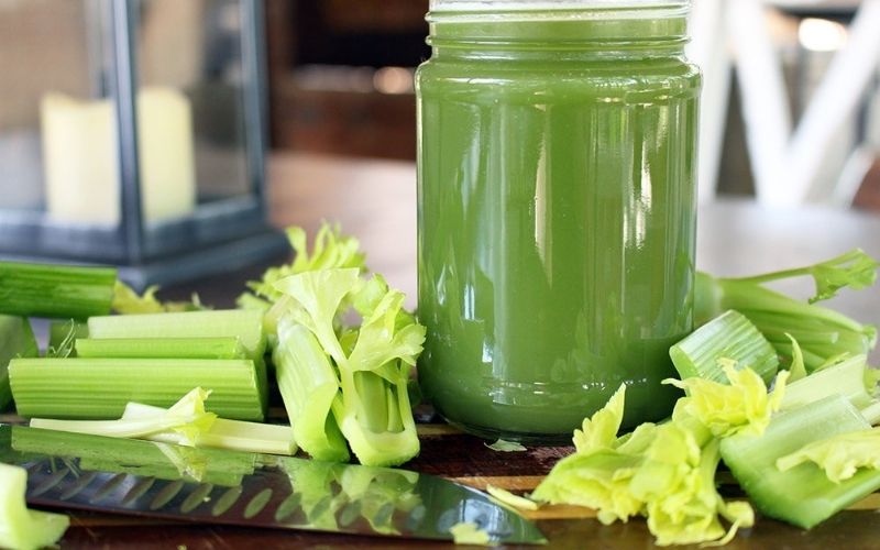 nước ép cần tây