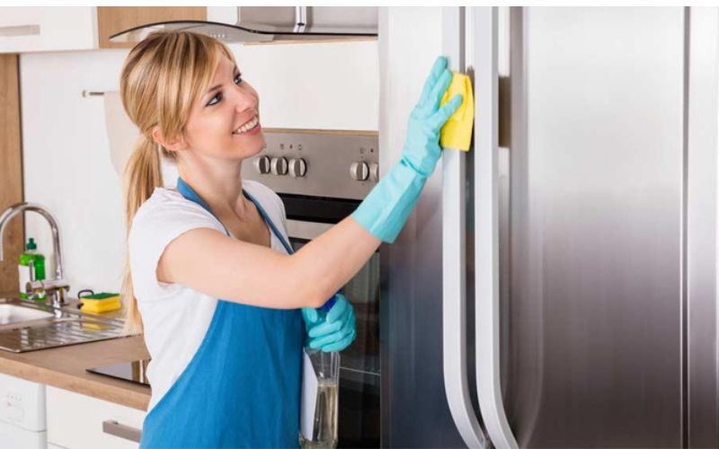 Quên đóng cửa tủ lạnh có sao không? Tác hại khi quên đóng cửa tủ lạnh