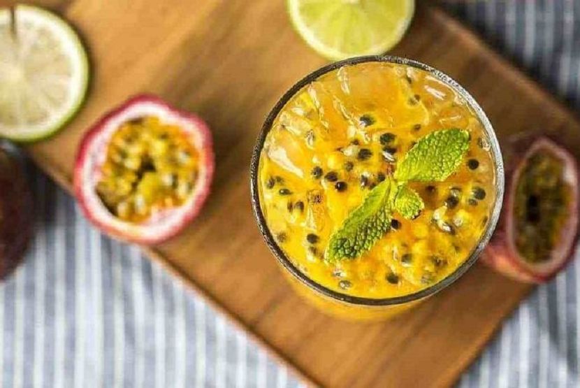 Tuyệt chiêu giúp bạn làm sinh tố chanh leo chuẩn vị thơm ngon với máy xay
