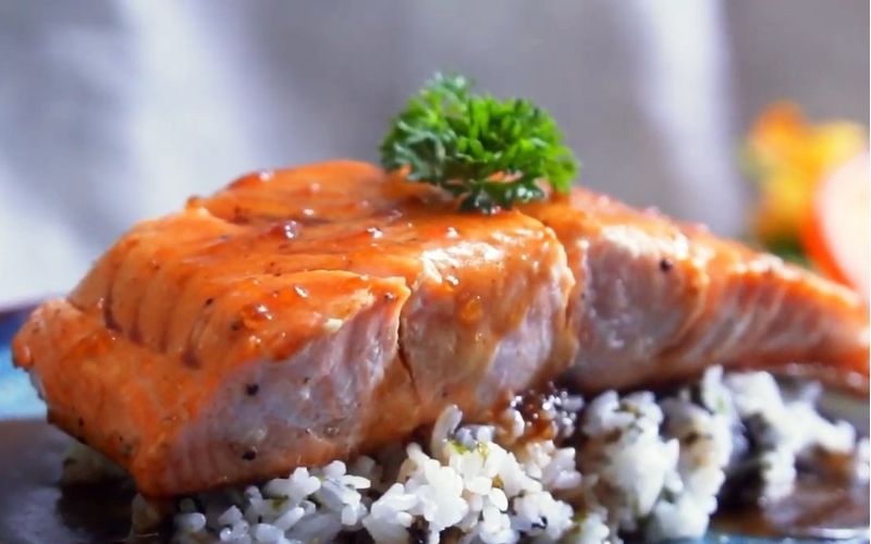 thịt cá hồi thơm ngon nức vị