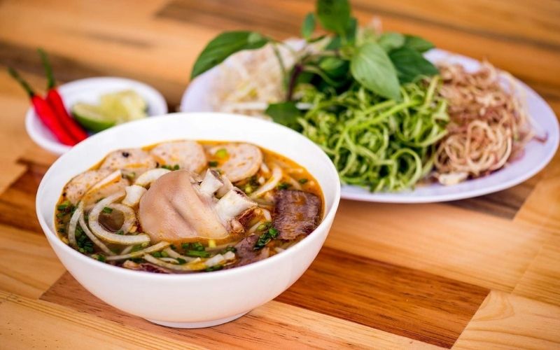 tô bún bò thơm ngon