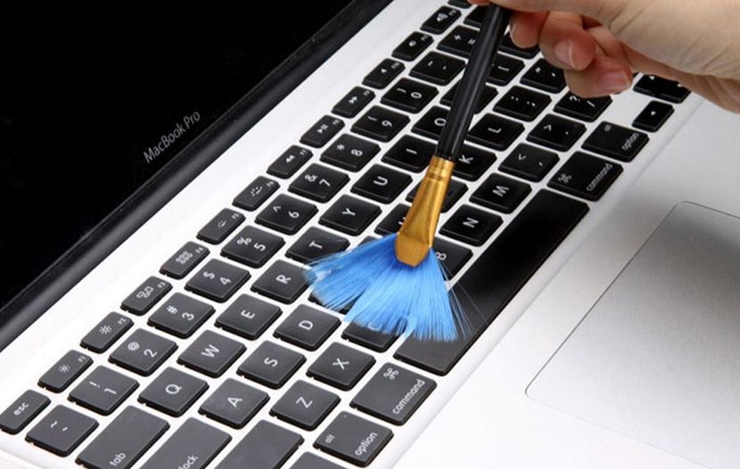 Những thắc mắc xung quanh việc vệ sinh laptop tại nhà