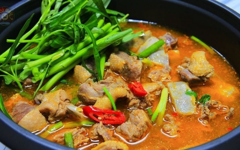 vịt nấu chao ăn với gì