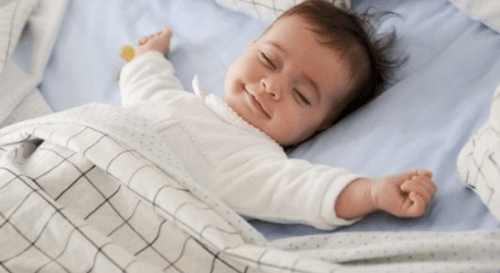 Có nên cho trẻ nhỏ nằm máy lạnh điều hòa? - Siêu Thị Điện máy Thiên Nam Hòa