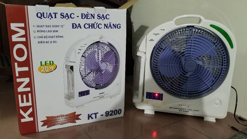  Quạt sạc Kentom KT9200 2 bình