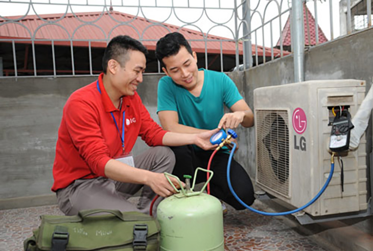Cách khắc phục tình trạng máy lạnh đang chạy bị ngắt
