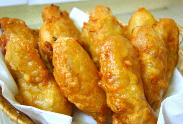 Vào bếp thực hiện món bánh chuối chiên dễ ăn, dễ làm