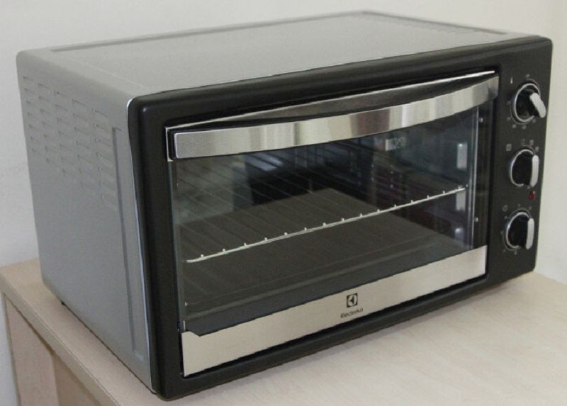 lo-nuong-electrolux-eot38mbb-3