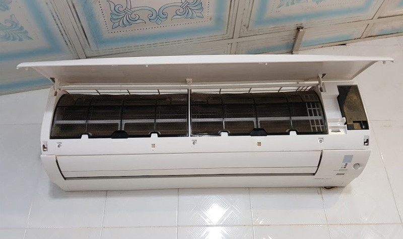 máy lạnh bị đông đá