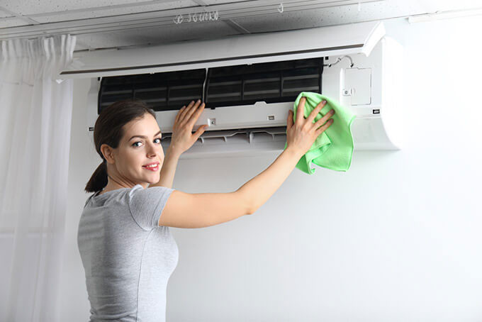 Vệ sinh máy lạnh Daikin? Nên bắt đầu từ đâu?