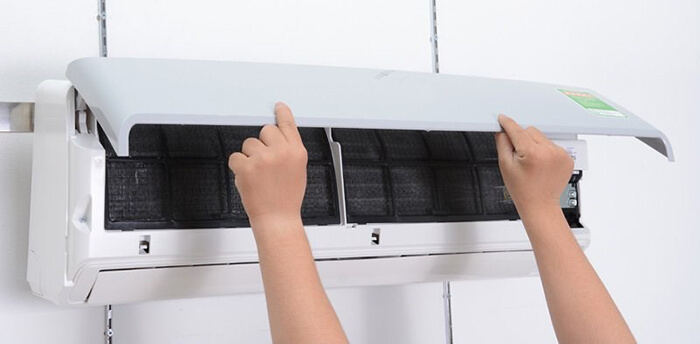 Vệ sinh máy lạnh Daikin? Nên bắt đầu từ đâu?
