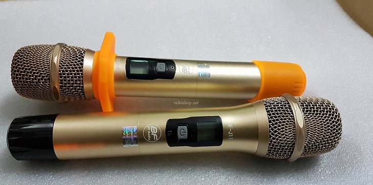 Nguyên nhân và cách khắc phục tình trạng Micro bị hú khi karaoke