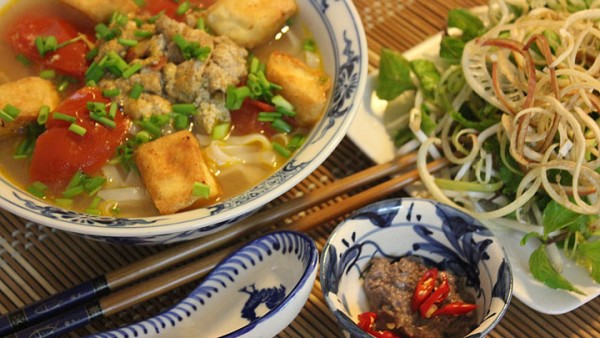 Bật mí công thức nấu bún riêu cua siêu ngon đậm vị