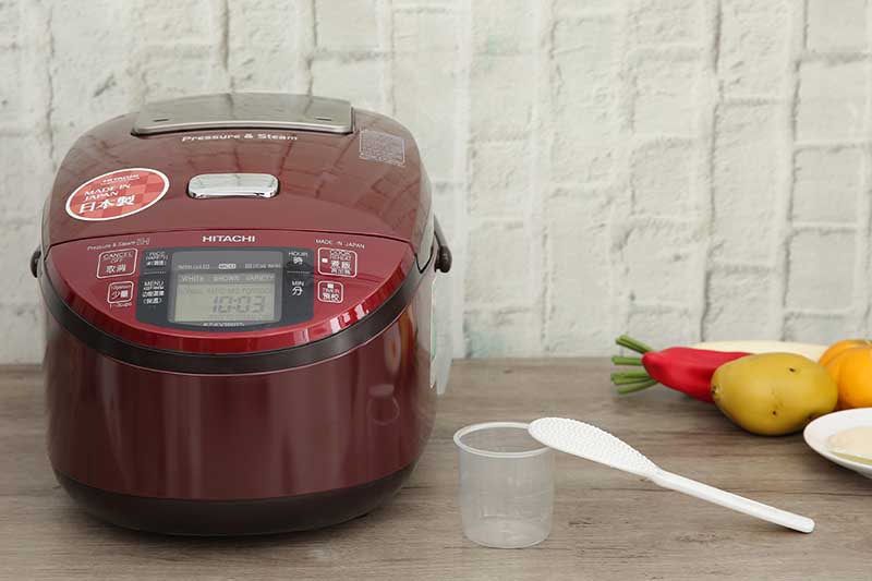 noi-com-dien-tu-hitachi