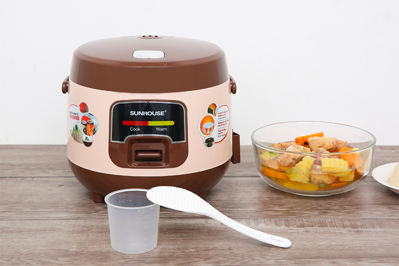 noi-com-nap-gai-sunhouse