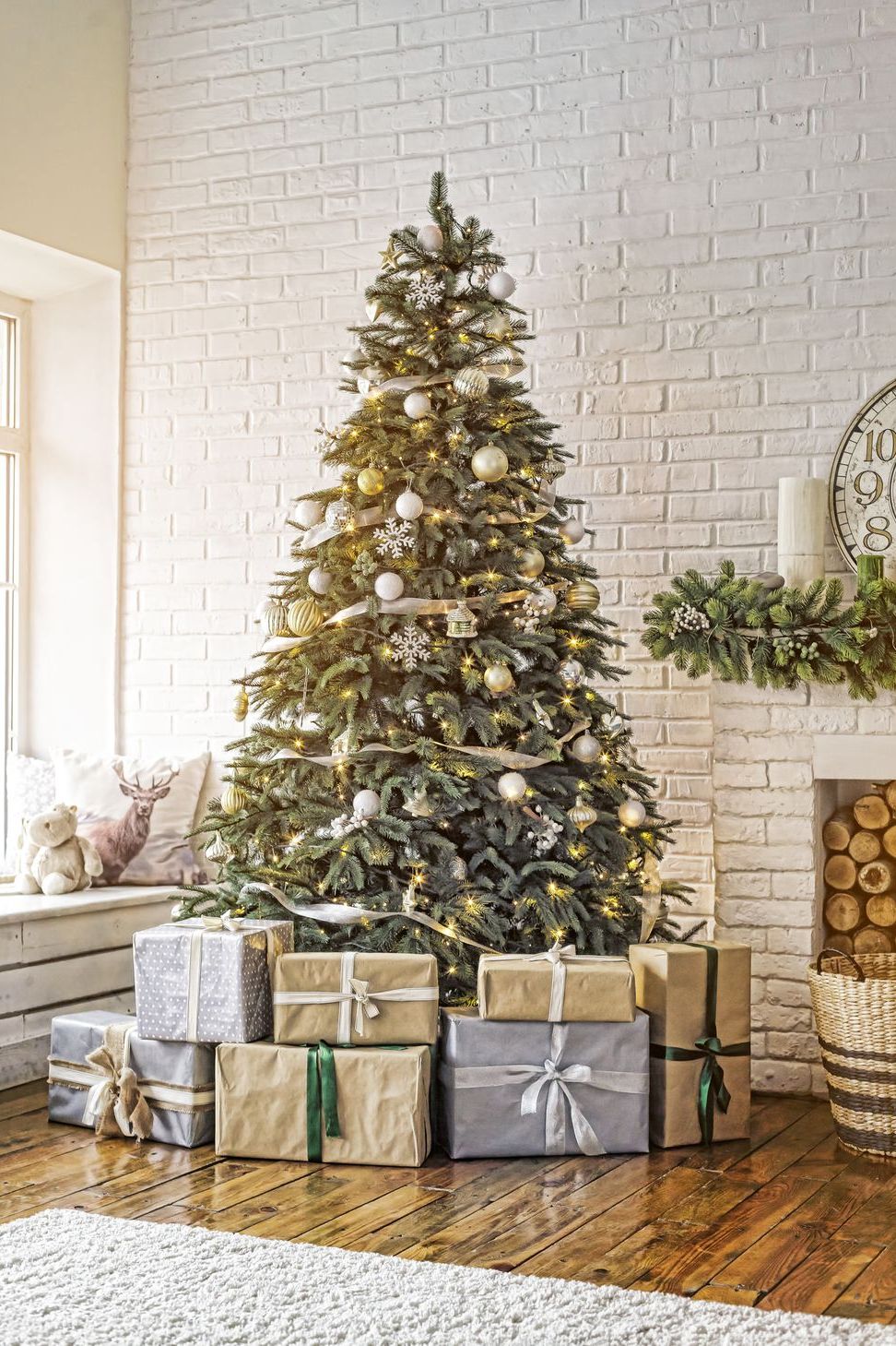 Nguồn gốc của cây thông Noel trong lễ Giáng Sinh.