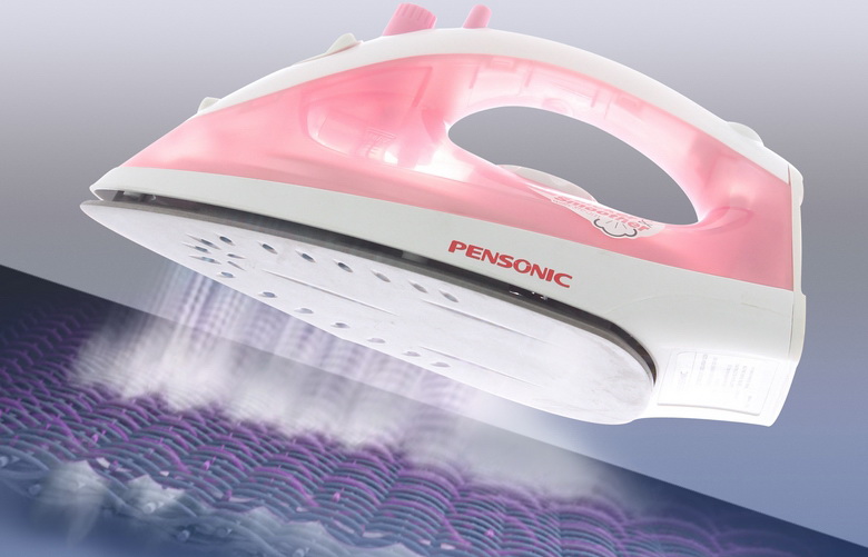 So sánh bàn ủi khô và bàn ủi hơi nước